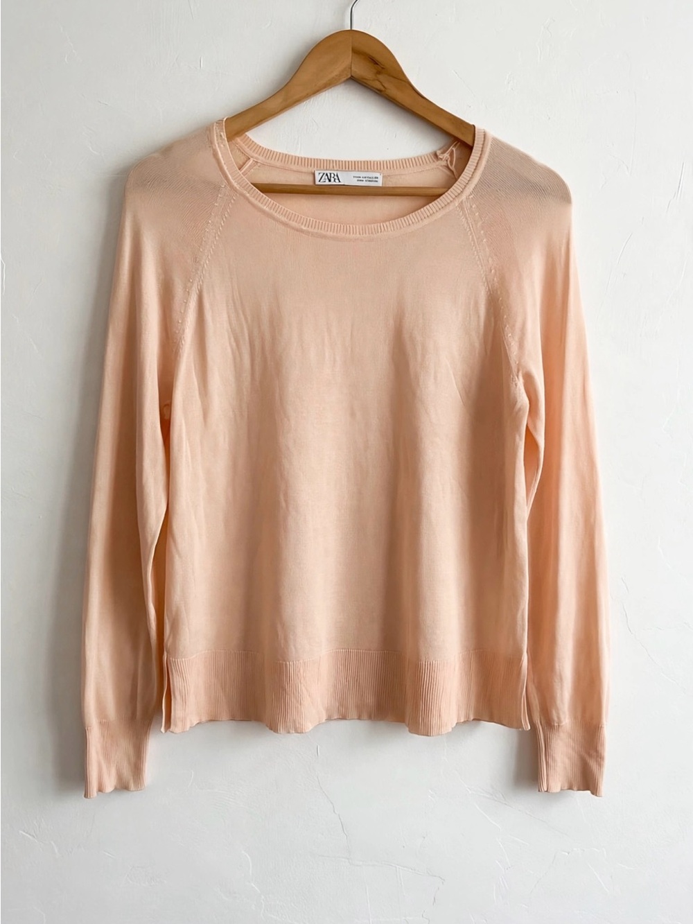 Zara Light Orange Peach Long Sleeve Knit Sweater Size M